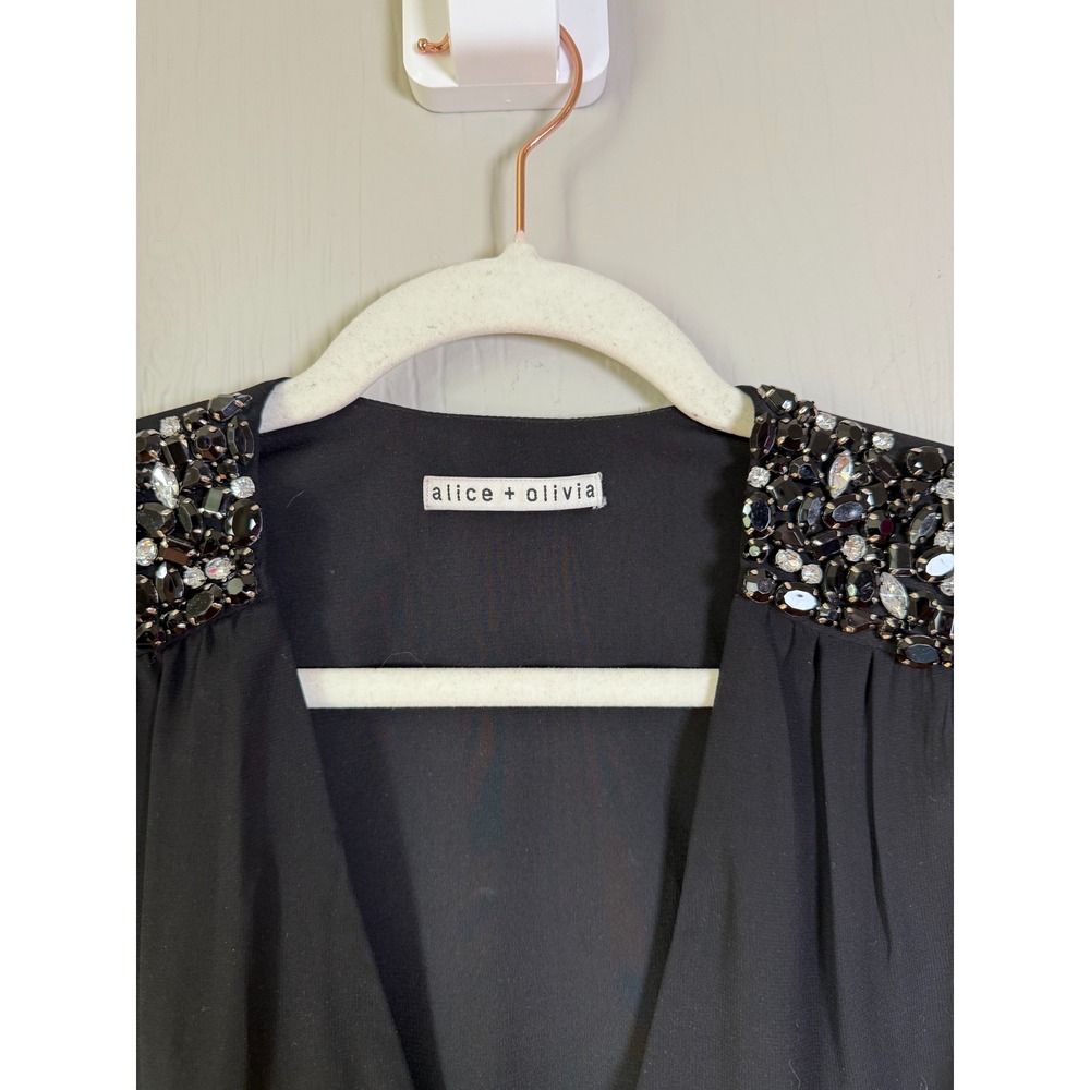 Alice & Olivia  • Black V‎ Neck Sleeveless Embellished Shoulder Blouse Top - Picture 7 of 8